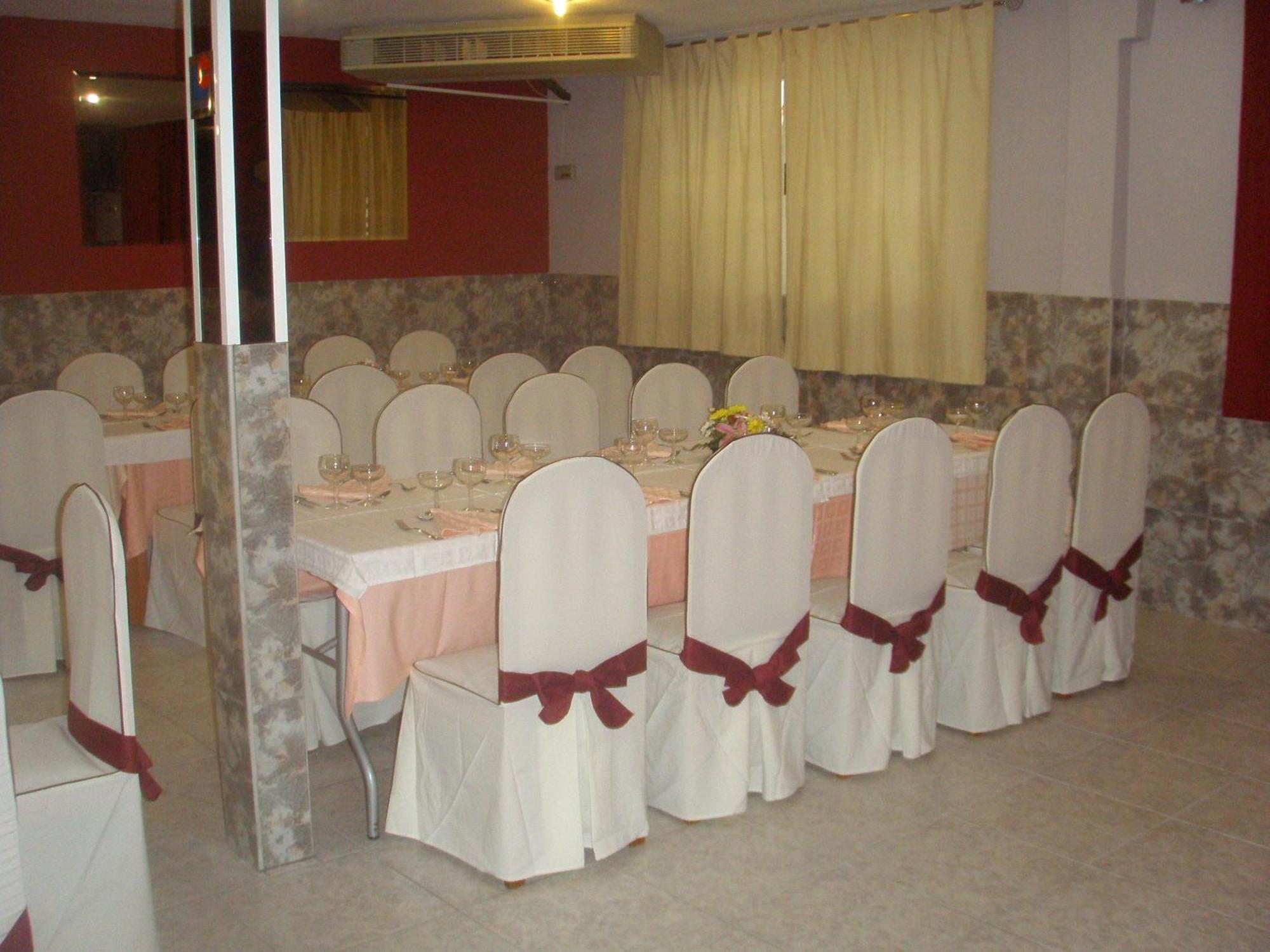Hostal Mays Numancia de la Sagra Eksteriør billede